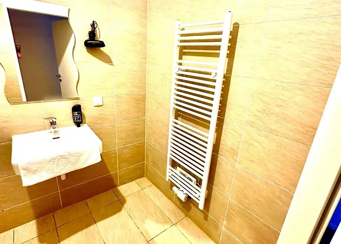 Apartment Privat Lax In Der Naehe Von Center Vienna